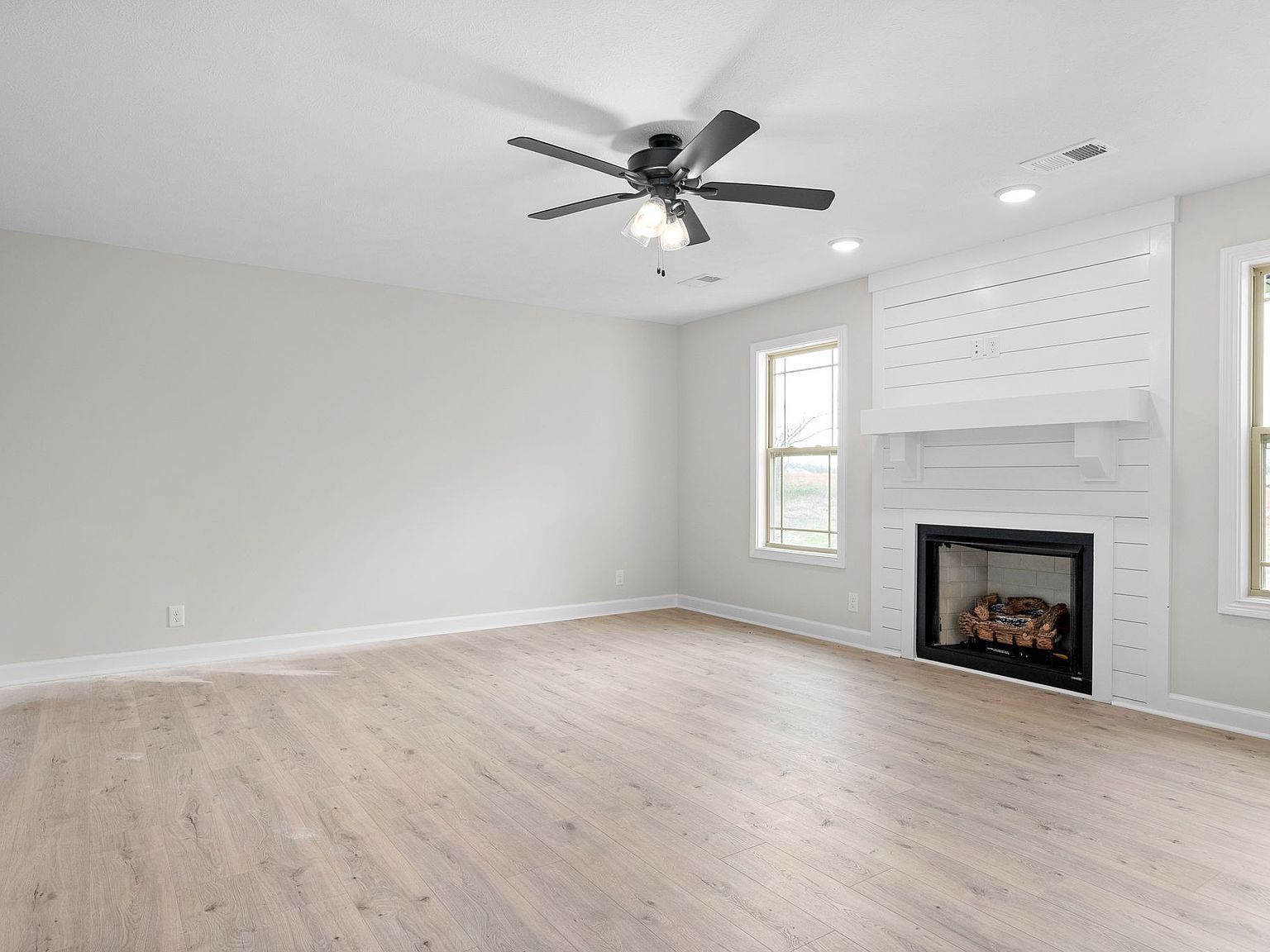 990 Alton Dr LOT 43 Clarksville, TN 37043 - Thumbnail 4