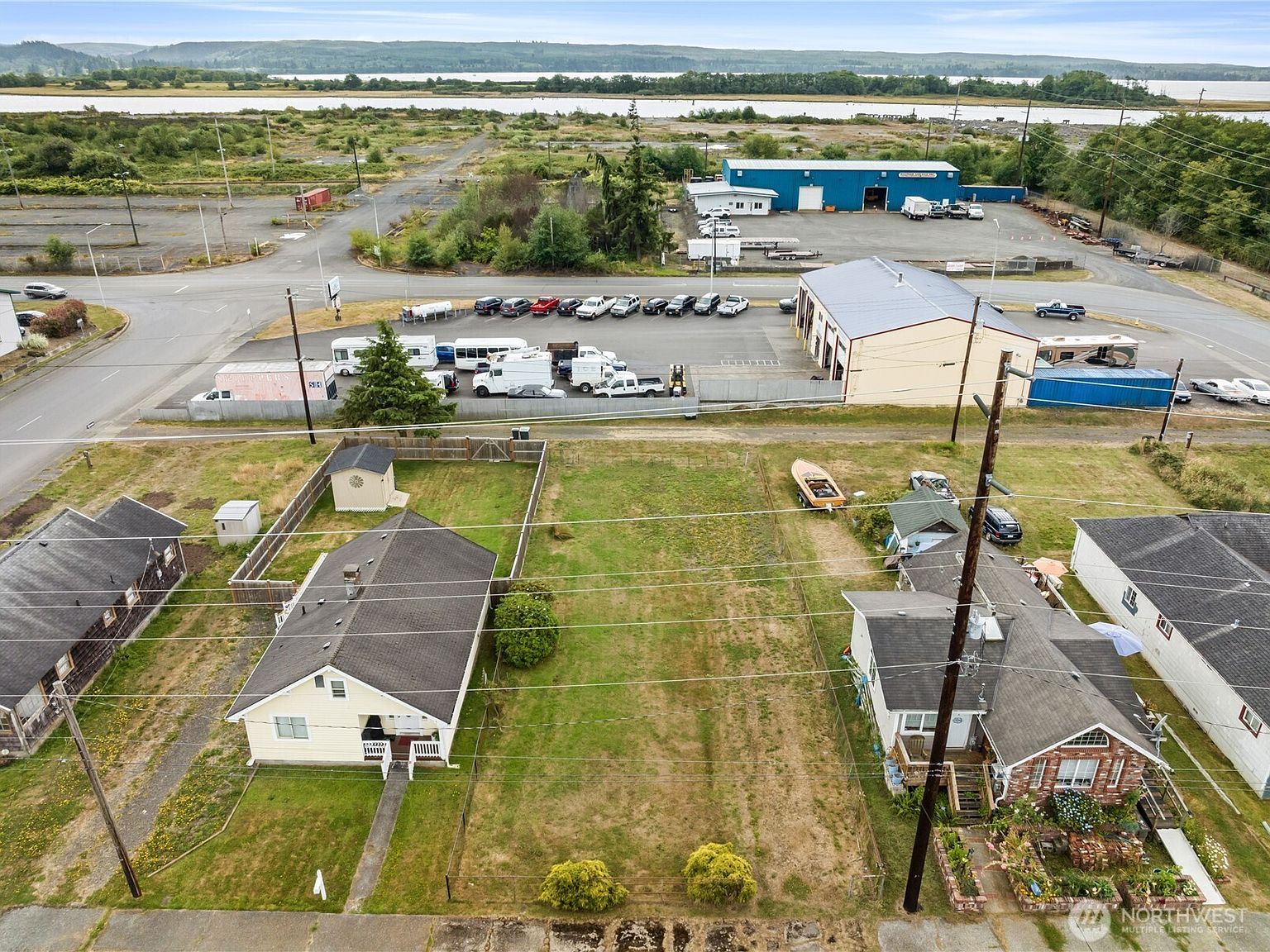 2214 Pacific Ave Hoquiam, WA 98550 - Thumbnail 4