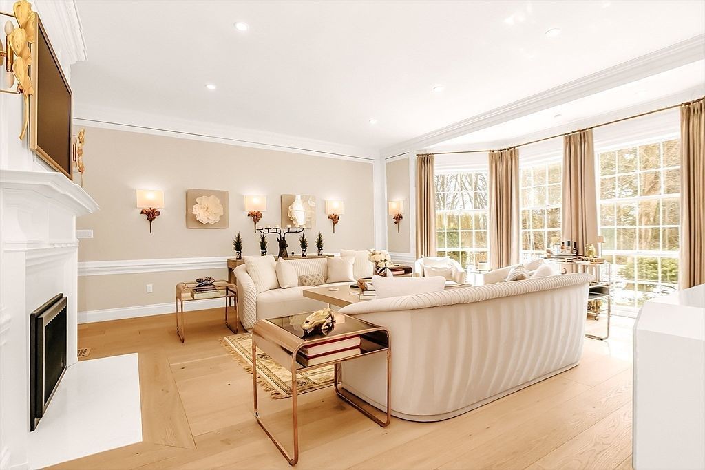 31 Boyles St Beverly, MA 01915 - Thumbnail 4