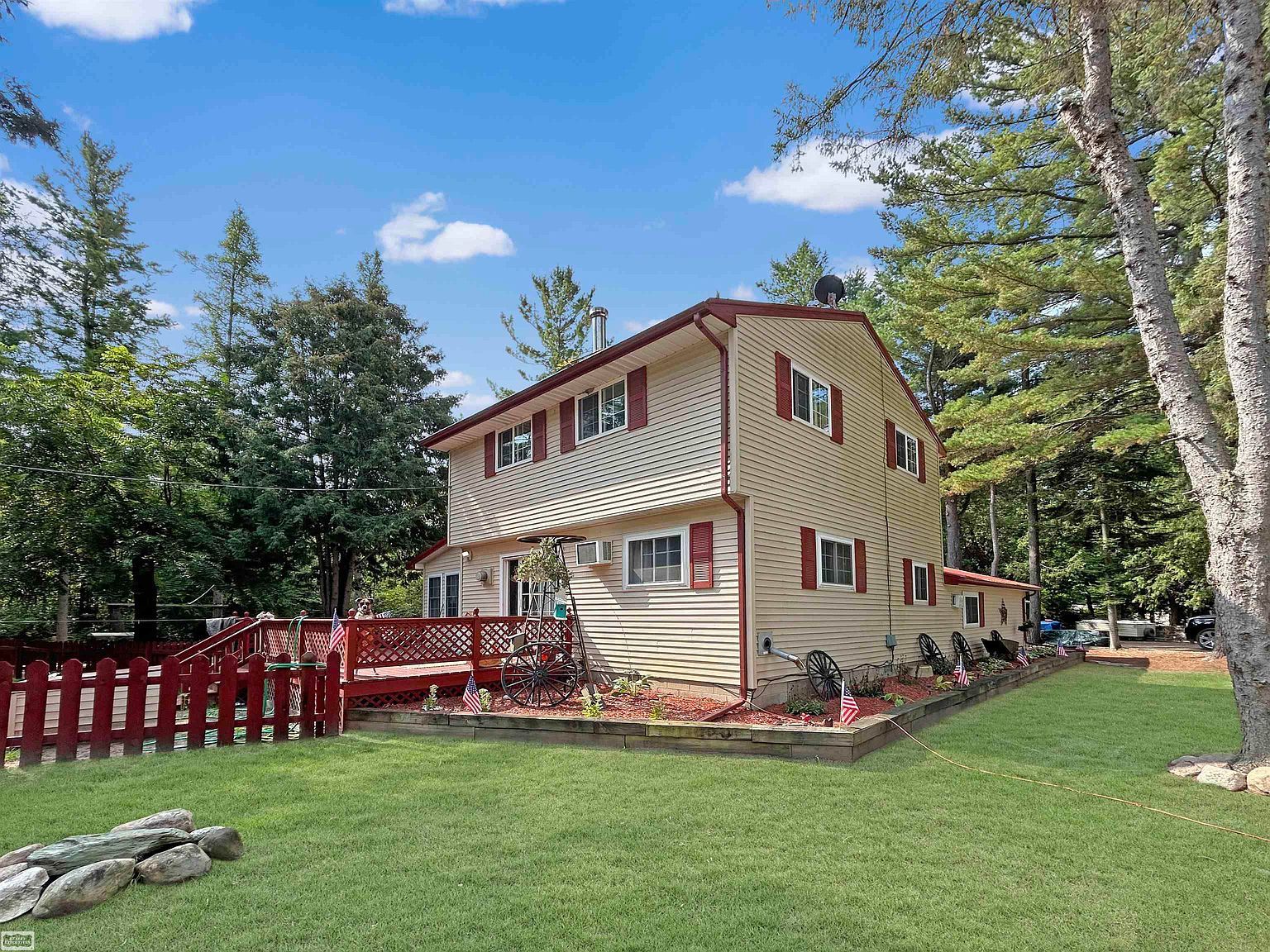 5837 Eaton Rd Gladwin, MI 48624 - Thumbnail 4