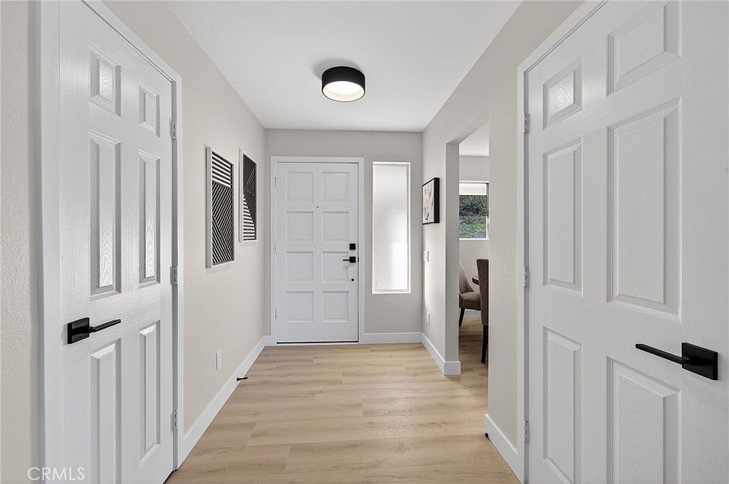 358 Sunrise Cir Vista, CA 92084 - Thumbnail 4