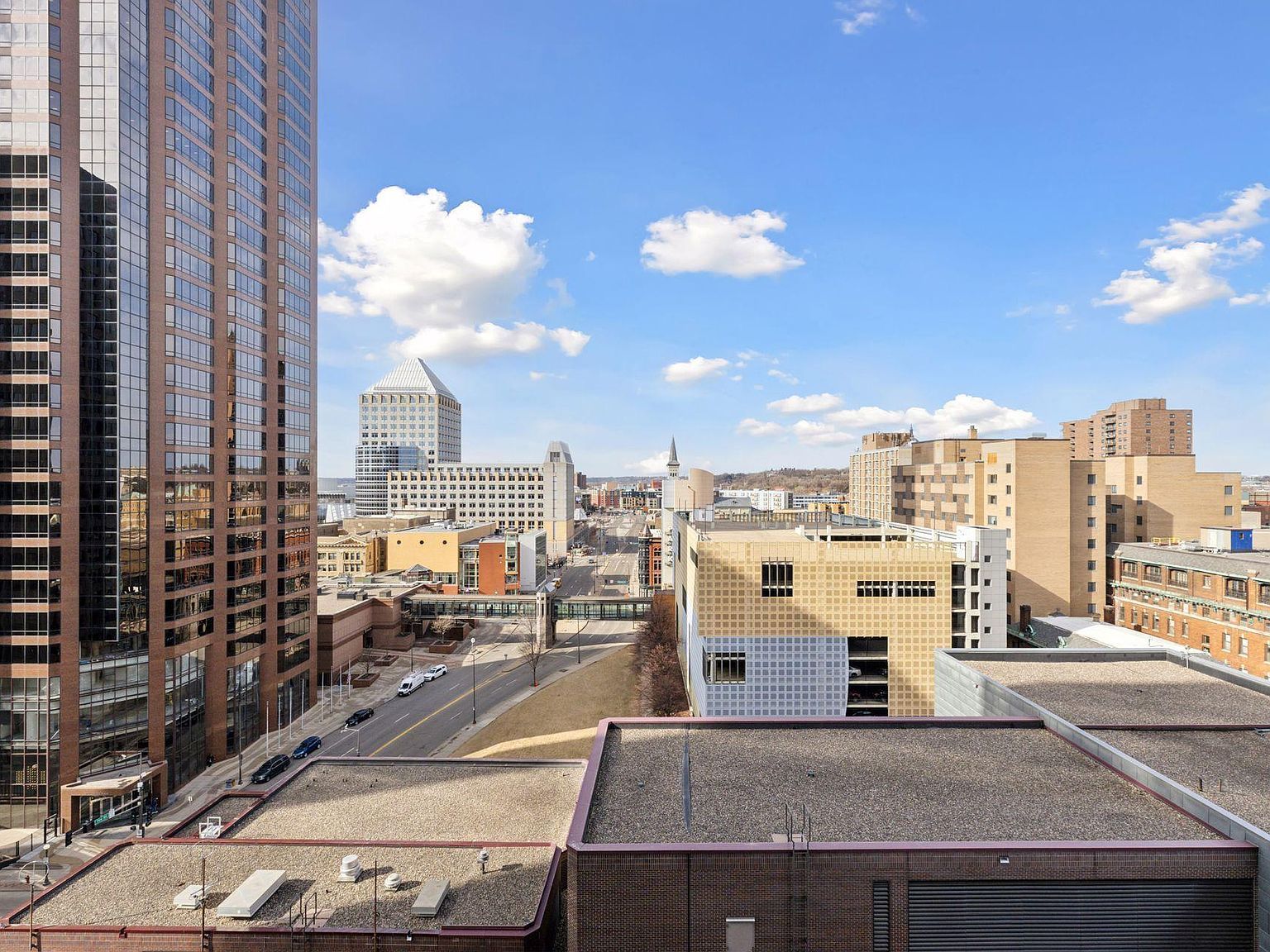 66 9th St #1609 Saint Paul, MN 55101 - Thumbnail 4