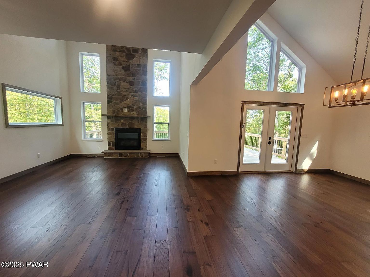 101 Maple Leaf Rd Lackawaxen, PA 18435 - Thumbnail 4