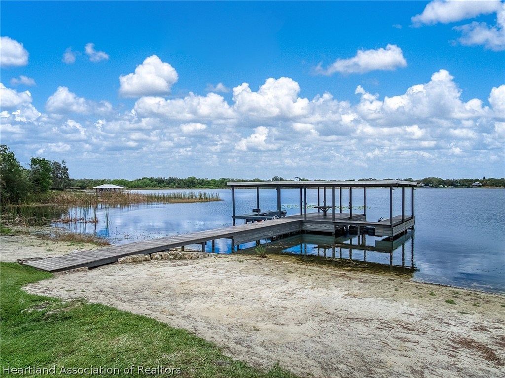 573 Holmes Ave Lake Placid, FL 33852 - Thumbnail 4