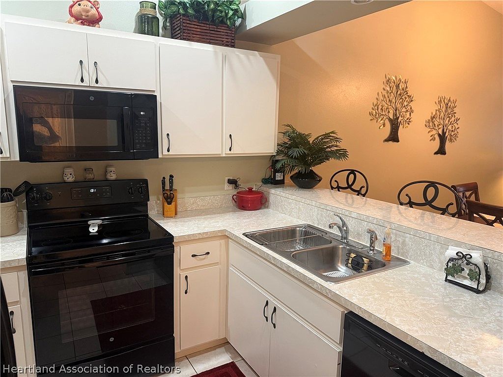 244 Country Club Dr Lake Placid, FL 33852 - Thumbnail 4