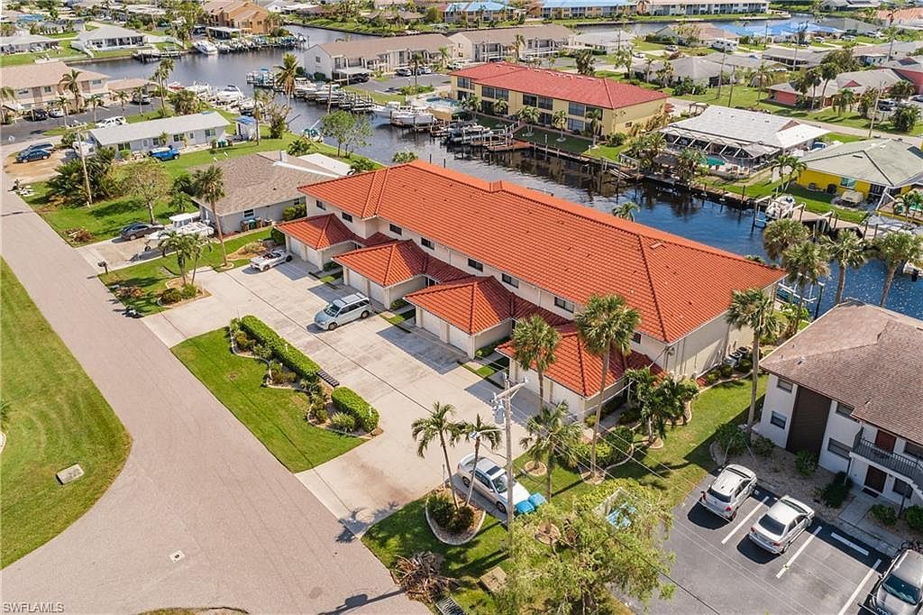 1102 SE 39th Ter APT 108 Cape Coral, FL 33904 - Thumbnail 4