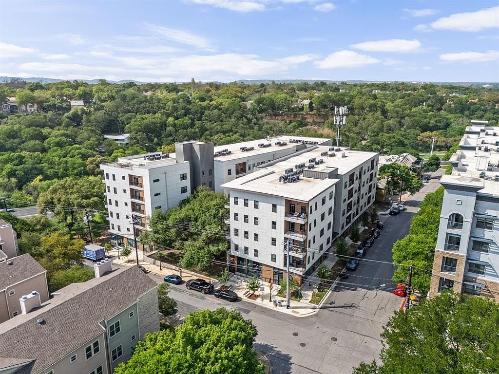 2500 Longview St #217 Austin, TX 78705 - Thumbnail 4