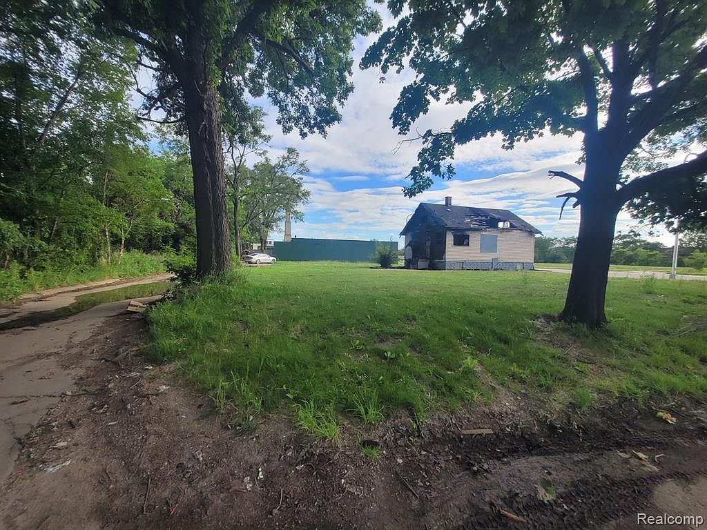 5585 Ridgewood St Detroit, MI 48204 - Thumbnail 4