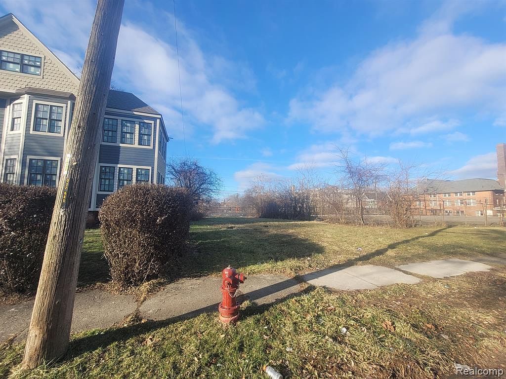 90 Blaine St Detroit, MI 48202 - Thumbnail 4