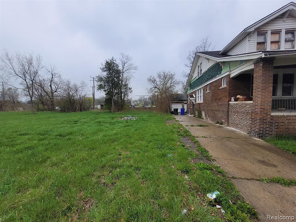 3967 Beaconsfield St Detroit, MI 48224 - Thumbnail 4