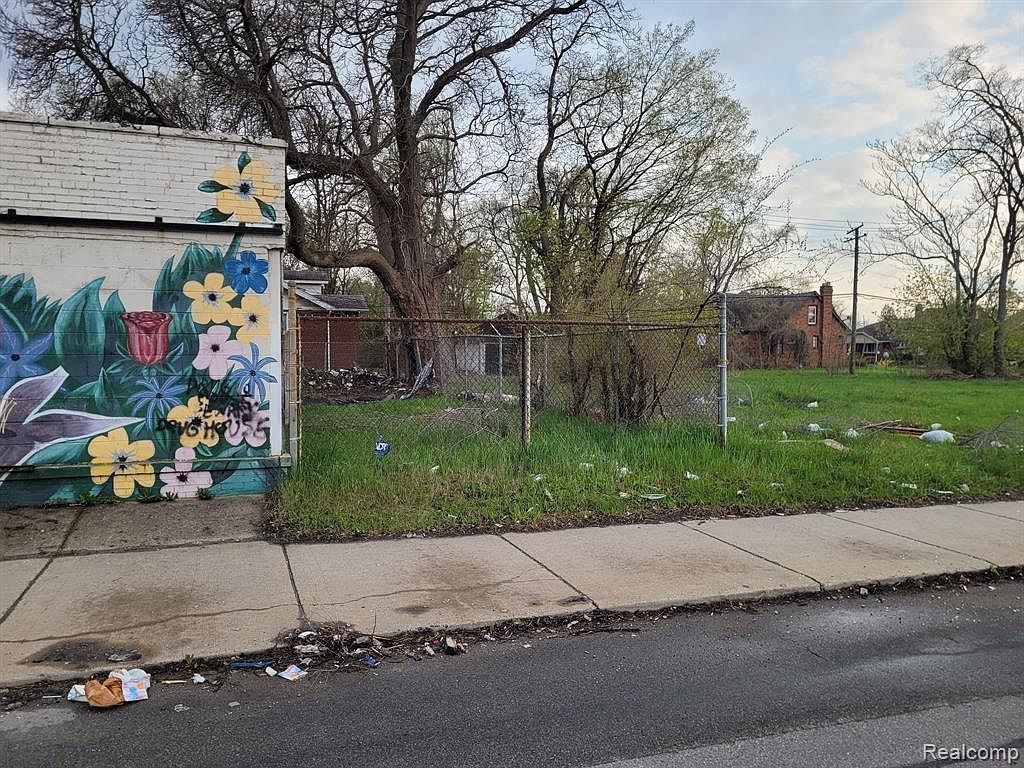 15317 Schoolcraft St Detroit, MI 48227 - Thumbnail 4