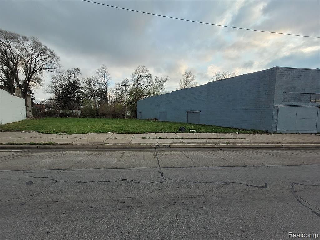 15041 W Grand River Ave Detroit, MI 48227 - Thumbnail 4