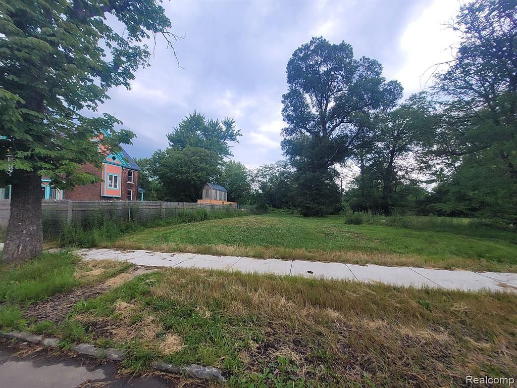 5202 Stanton St Detroit, MI 48208 - Thumbnail 4