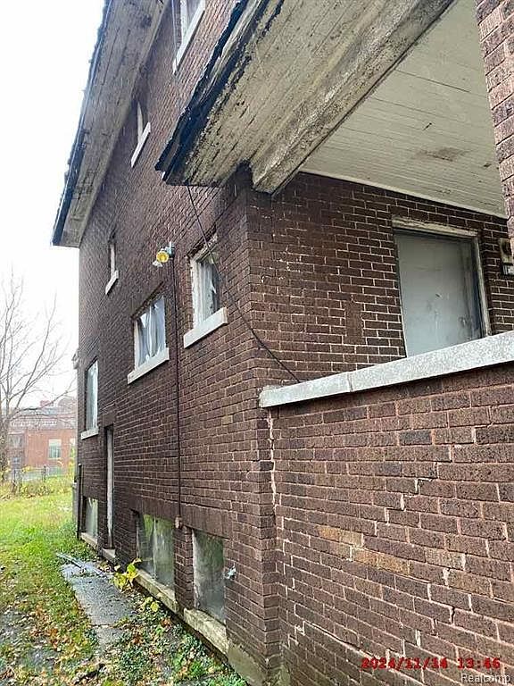 1129 Atkinson St Detroit, MI 48202 - Thumbnail 4