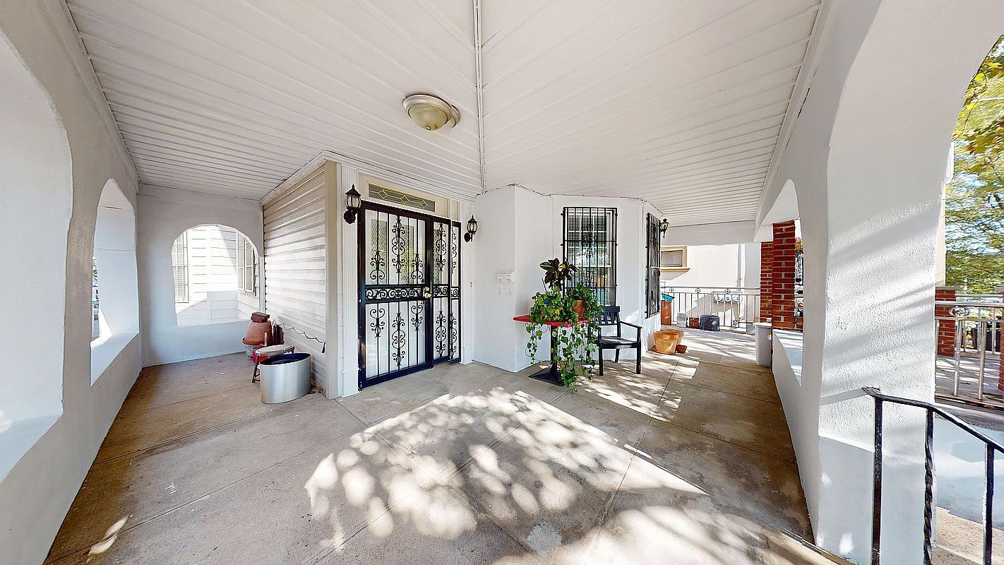 8210 Fort Hamilton Pkwy Brooklyn, NY 11209 - Thumbnail 4