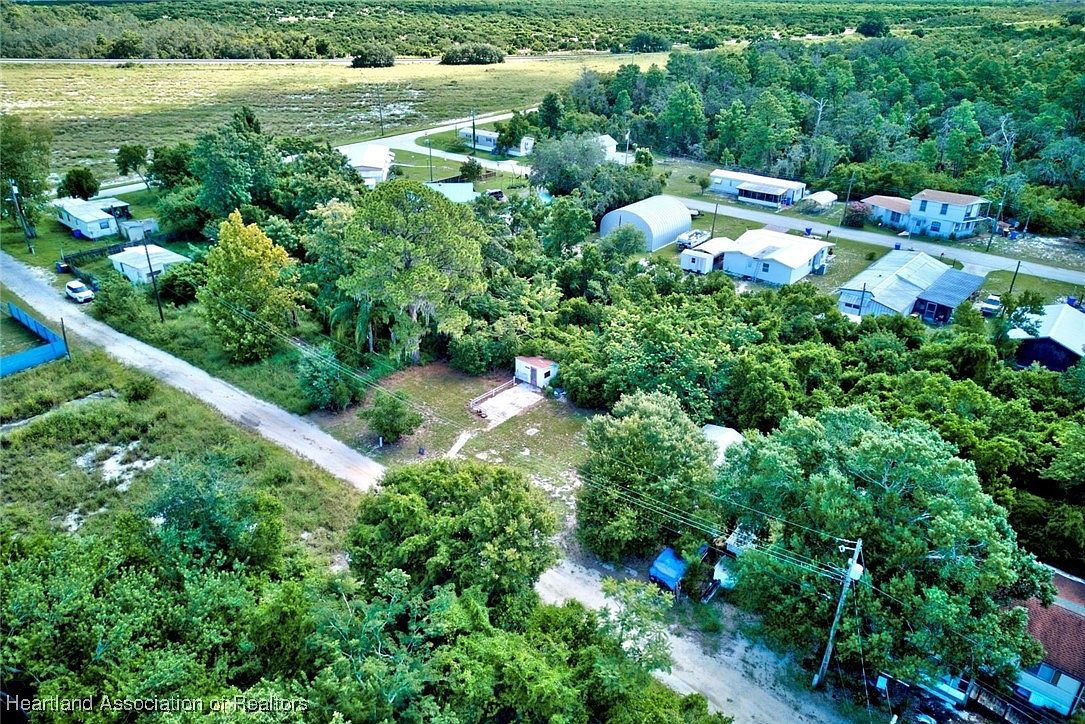 3225 Lagoon Ln Avon Park, FL 33825 - Thumbnail 4