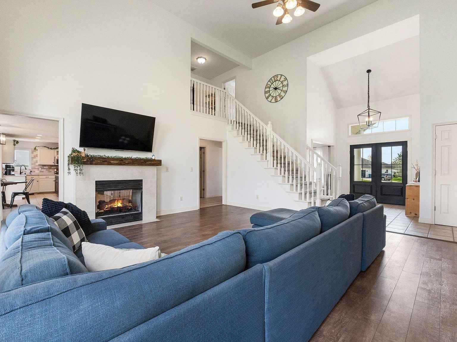 10235 Consta Verde Cmns Leo, IN 46765 - Thumbnail 4