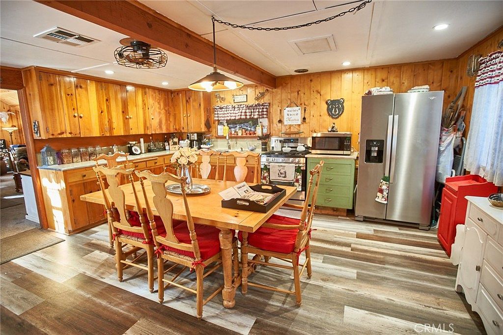 40204 Valley Of The Falls Dr Forest Falls, CA 92339 - Thumbnail 4