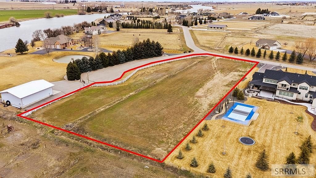 7597 N Riverfront Dr Idaho Falls, ID 83401 - Thumbnail 4