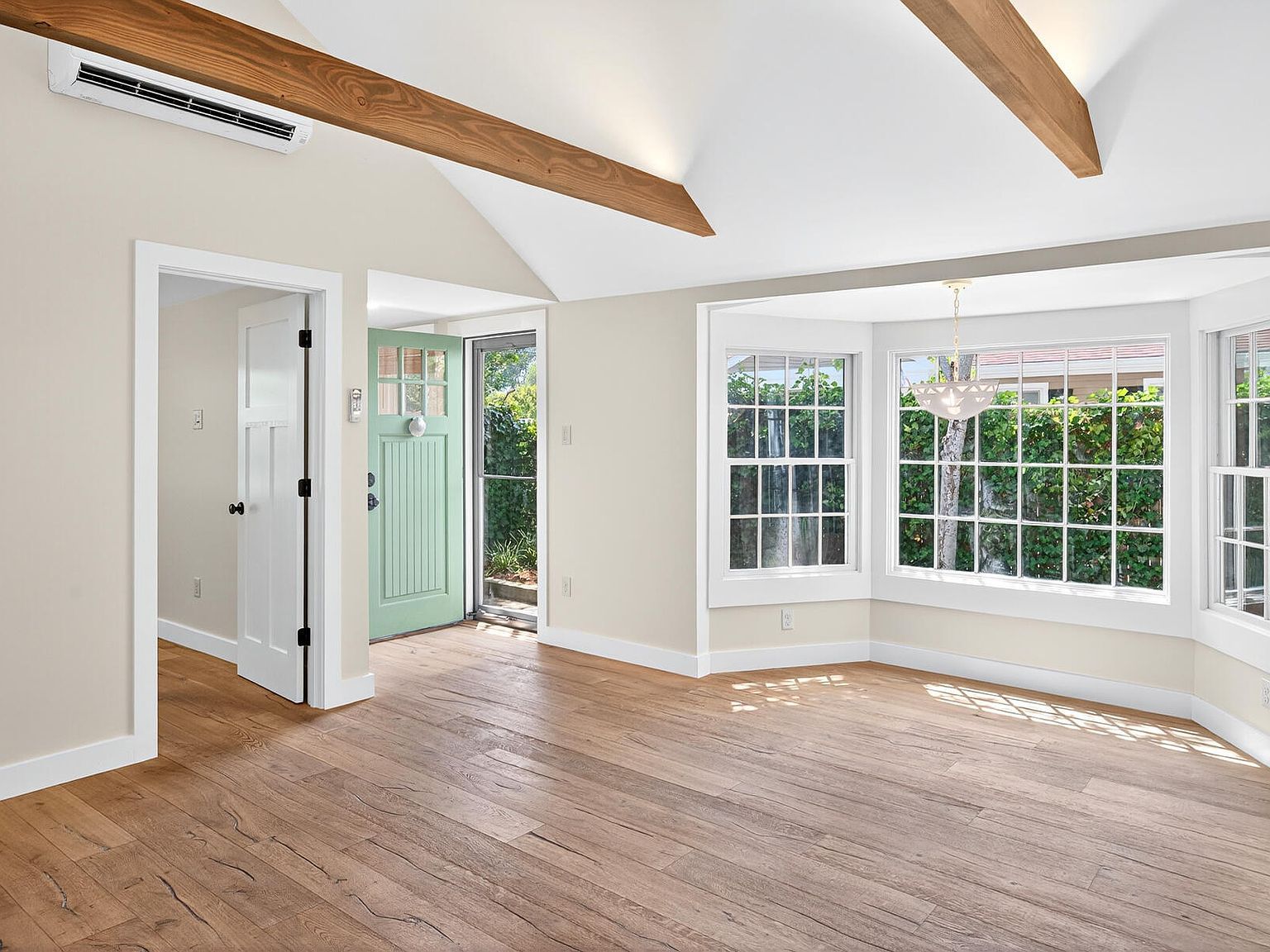 290A Bradford St Provincetown, MA 02657 - Thumbnail 4