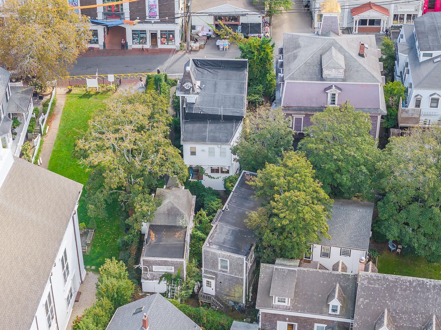 234 Commercial St Provincetown, MA 02657 - Thumbnail 4