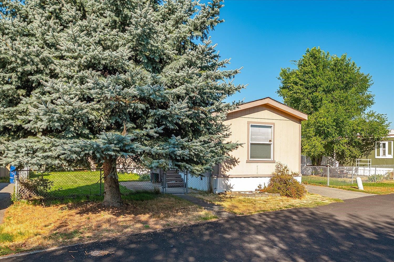 21725 E Wellesley Ave TRAILER 9 Otis Orchards, WA 99027 - Thumbnail 4