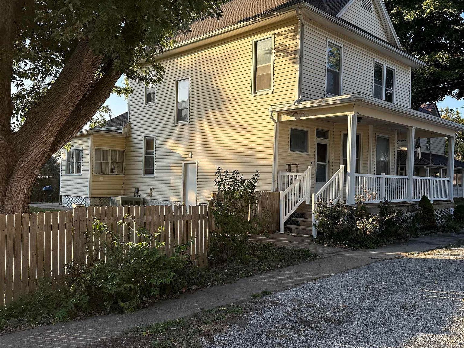 215 S Barnett St Nauvoo, IL 62354 - Thumbnail 4