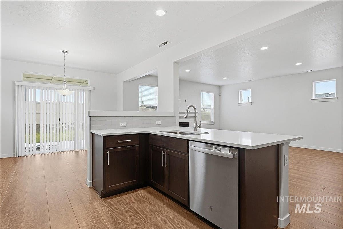 1297 W Santiago St Meridian, ID 83646 - Thumbnail 4