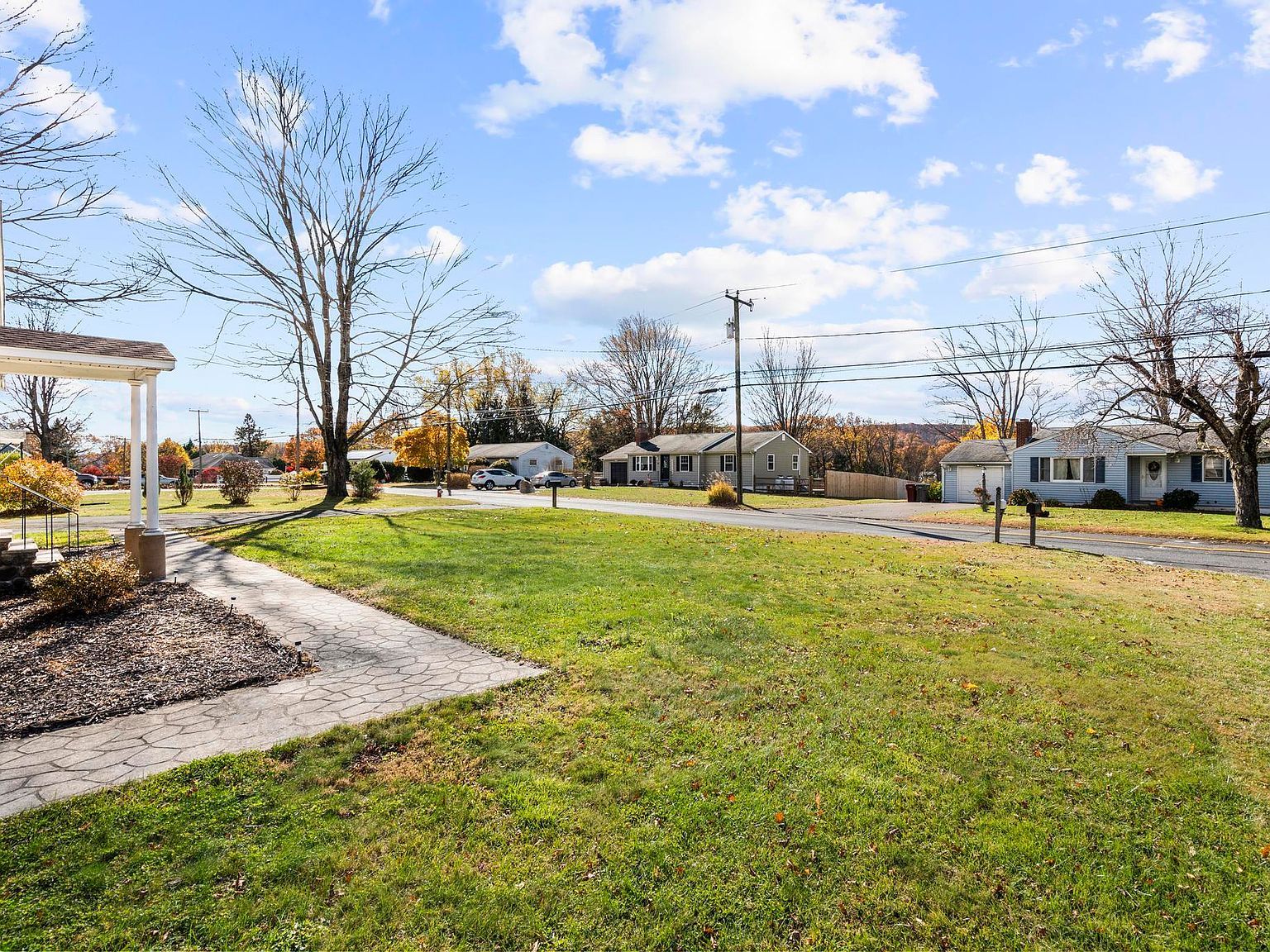 75 Allerton Rd Naugatuck, CT 06770 - Thumbnail 4