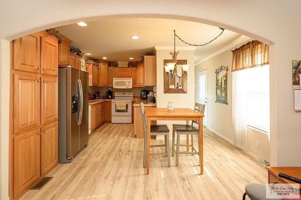 15702 Palm Tree Dr Harlingen, TX 78552 - Thumbnail 4