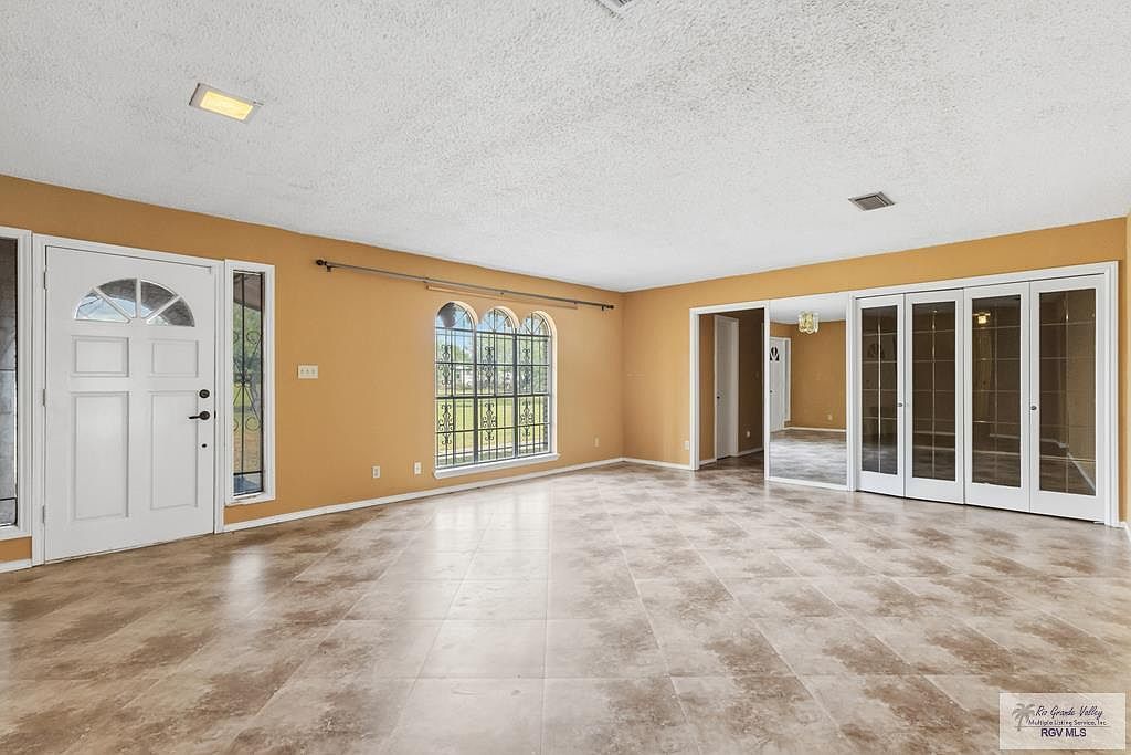 1799 W Expressway 83 San Benito, TX 78586 - Thumbnail 4