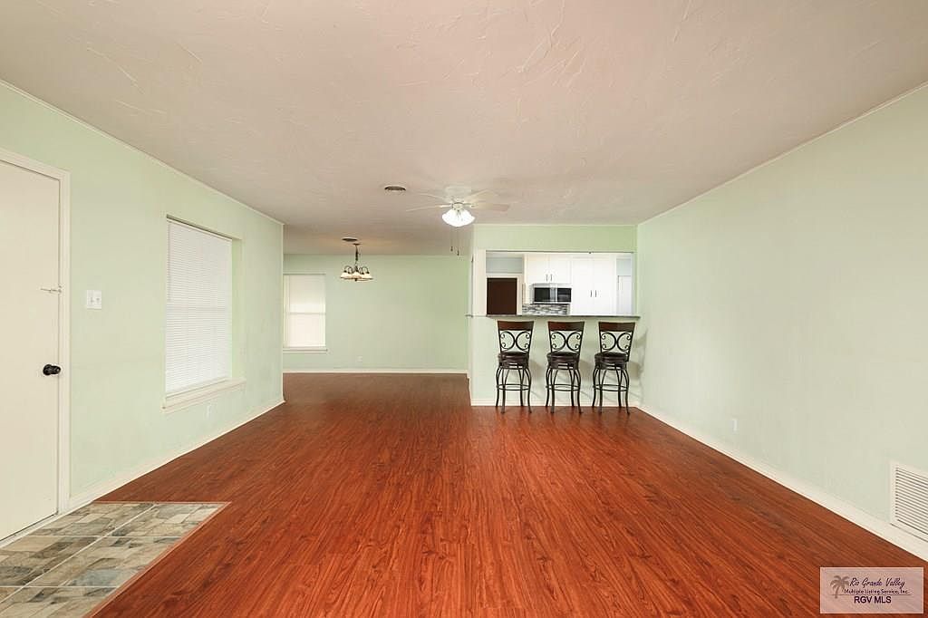 439 E Van Eaton Ave Raymondville, TX 78580 - Thumbnail 4