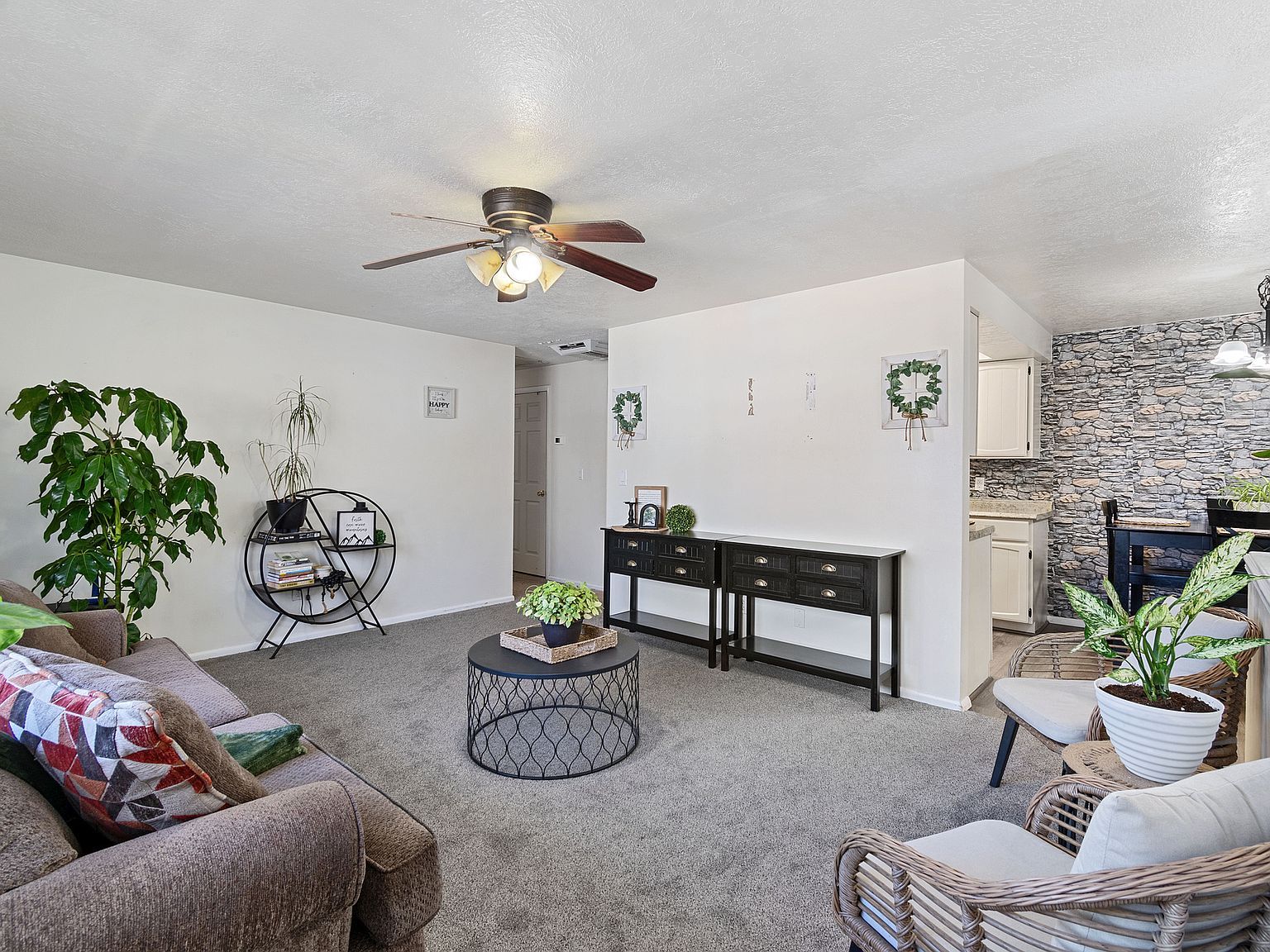 1624 E 750 S #D-9 Clearfield, UT 84015 - Thumbnail 4