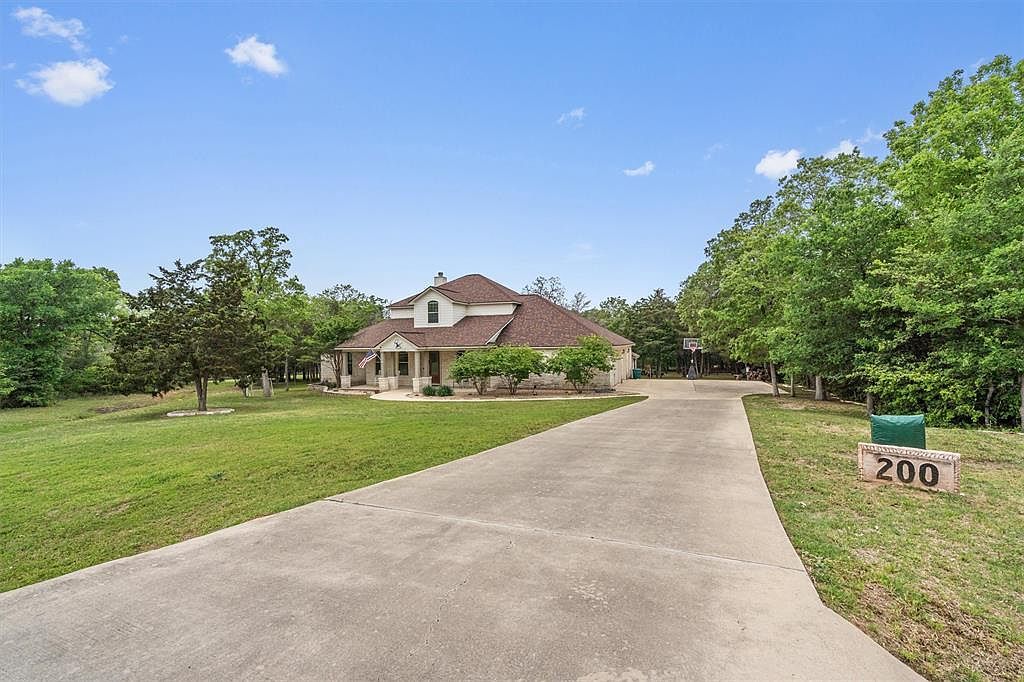 200 Trailblazer Dr Bastrop, TX 78602 - Thumbnail 4