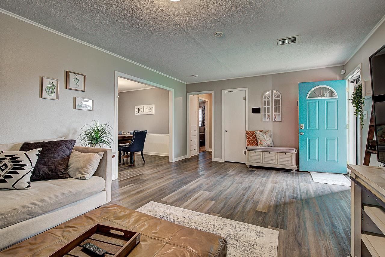 1006 Seneca Ave Enid, OK 73703 - Thumbnail 4