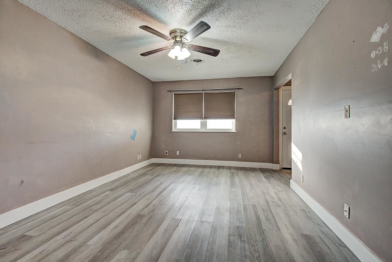 1321 E Cherry Ave Enid, OK 73701 - Thumbnail 4