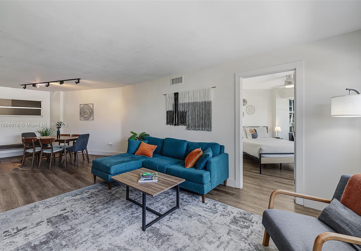 1881 Washington Ave APT 4B Miami Beach, FL 33139 - Thumbnail 4