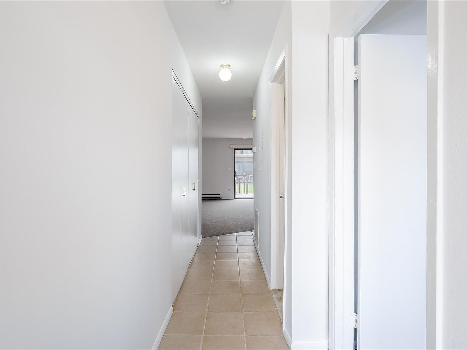 100 Daly Blvd APT 411 Oceanside, NY 11572 - Thumbnail 4