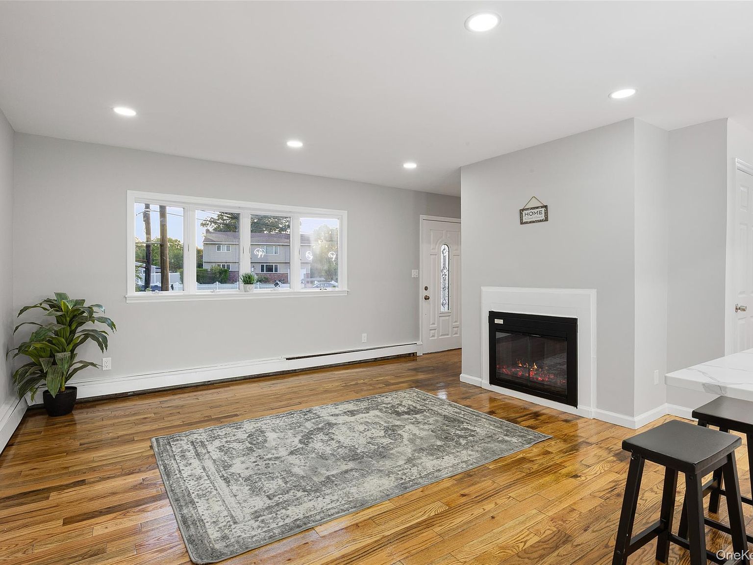 45 Ronald Dr N Amityville, NY 11701 - Thumbnail 4