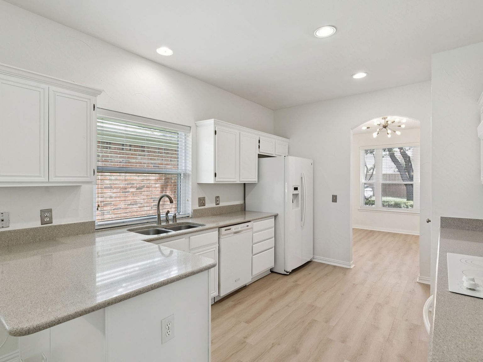 4049 Desert Mountain Dr Plano, TX 75093 - Thumbnail 4