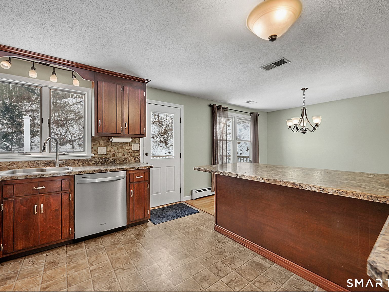 141 Old Turnpike Rd Southington, CT 06489 - Thumbnail 4