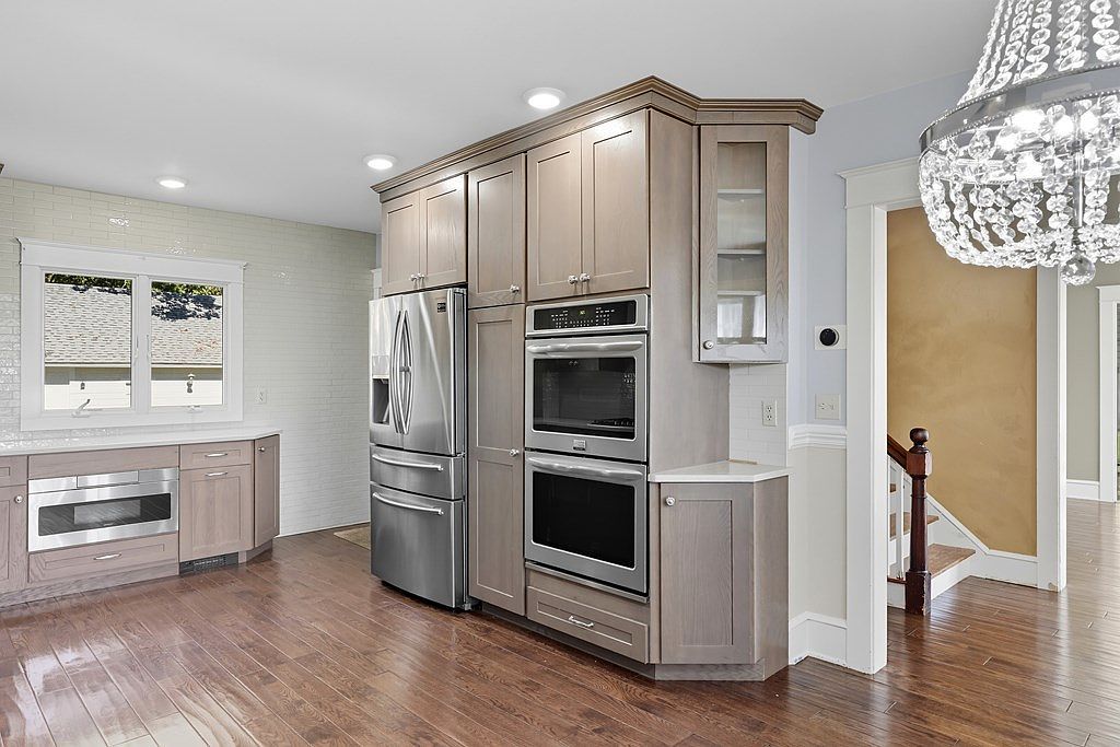 612 W Lockhart St Sayre, PA 18840 - Thumbnail 4