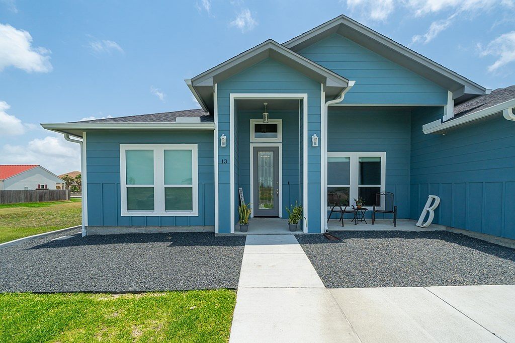 13 Westpointe Dr Rockport, TX 78382 - Thumbnail 4