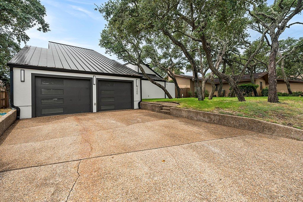 2309 Harbor Dr Rockport, TX 78382 - Thumbnail 4