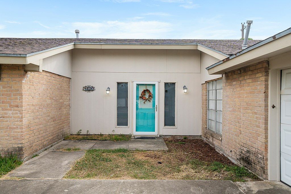 1620 Cheyenne St Portland, TX 78374 - Thumbnail 4