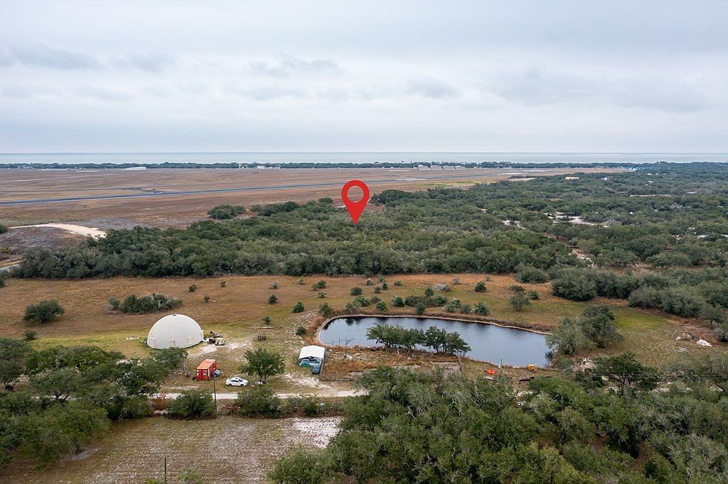 980 Airport Rd Rockport, TX 78382 - Thumbnail 4