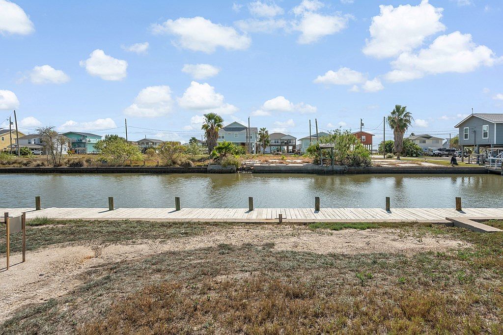 193 Sailfish Dr Rockport, TX 78382 - Thumbnail 4