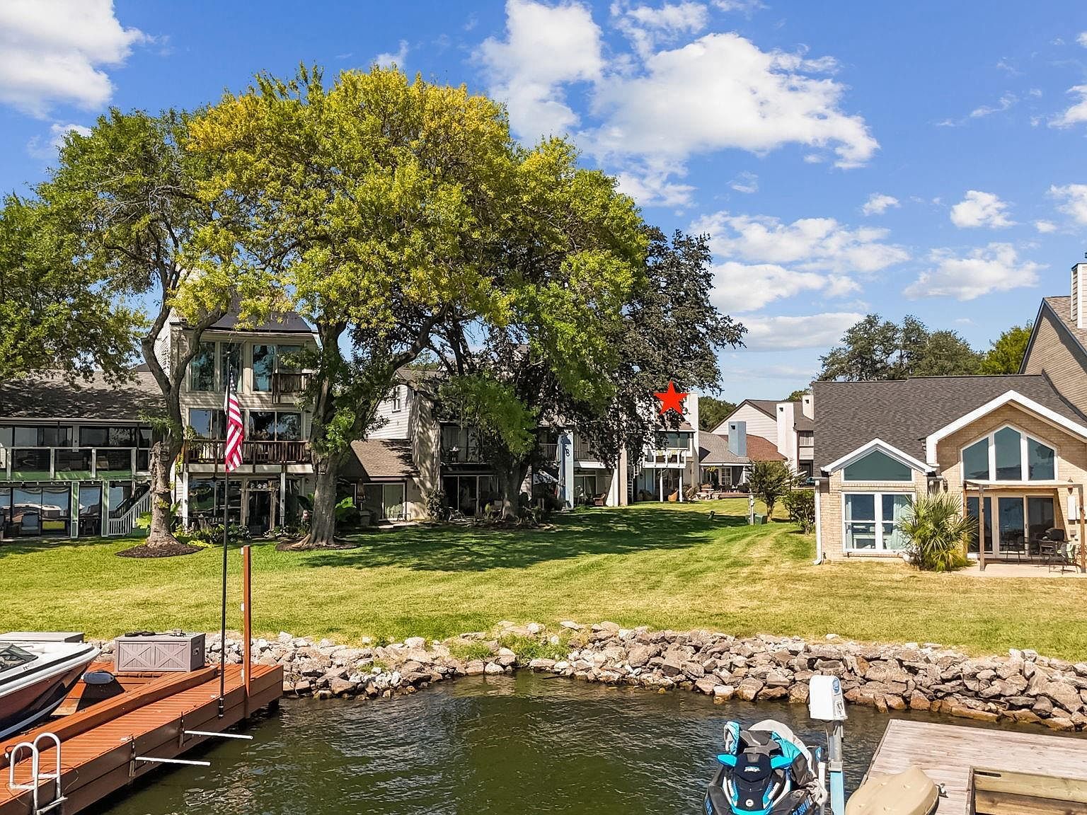 2006 Lakewood Ct Willis, TX 77318 - Thumbnail 4