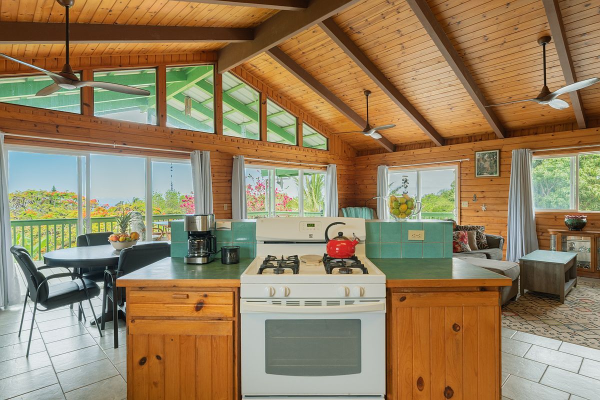 94-6529 Makaniakua Naalehu, HI 96772 - Thumbnail 4