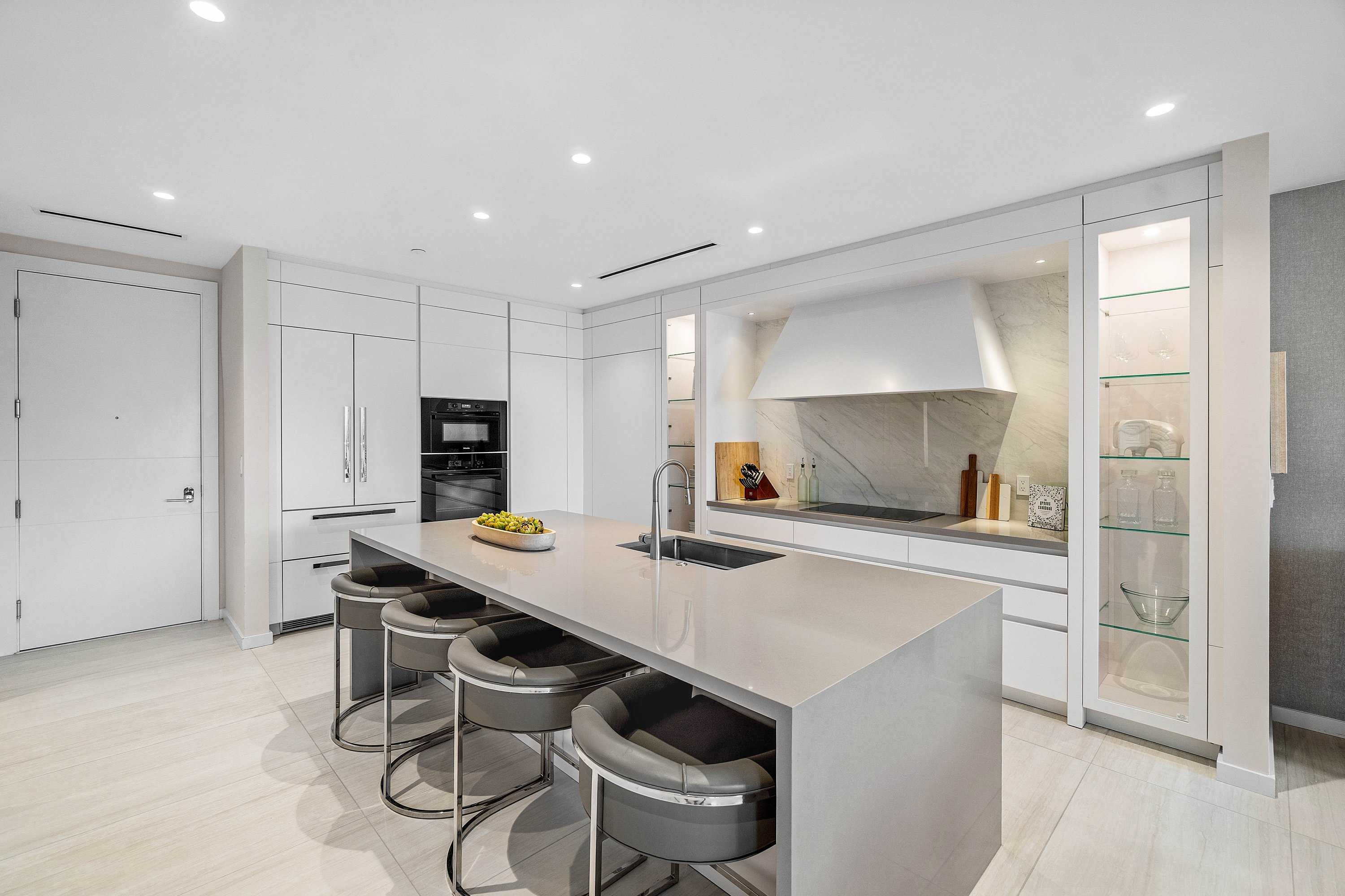 200 Southeast Mizner Boulevard #608, Boca Raton, FL, USA, 33432 - Thumbnail 4